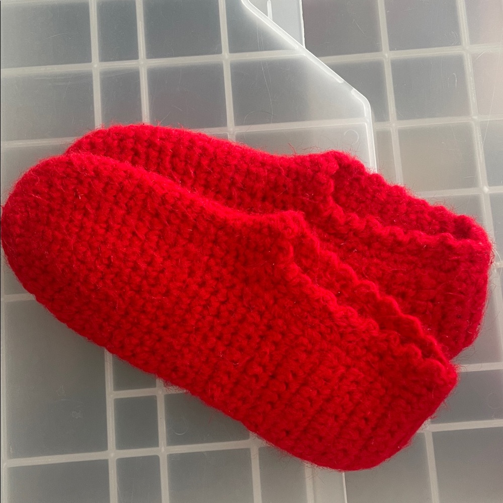 Kids Hand Knit Red Slippers Cozy Indoor House Slipper Shoes Fits Size 5-6